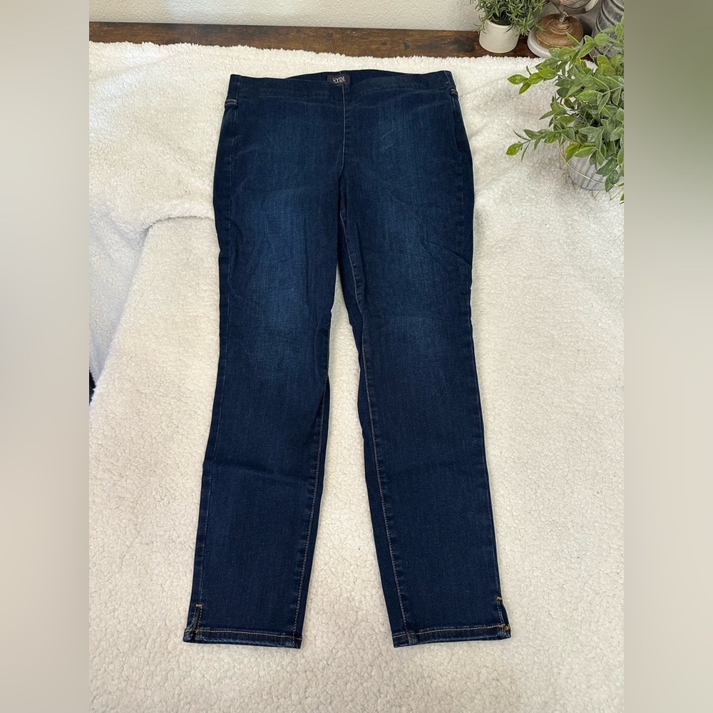 NYDJ Pull On Lift Tuck Technology Jeans